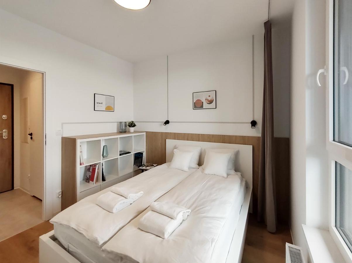 Elegant 3City Apartment With Parking In Gdansk By Noclegi Renters Екстериор снимка