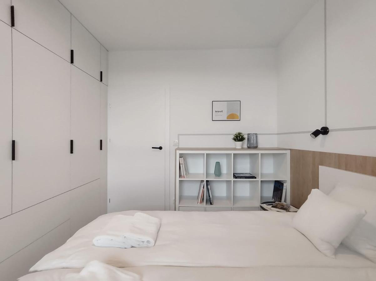 Elegant 3City Apartment With Parking In Gdansk By Noclegi Renters Екстериор снимка